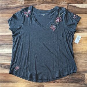 NWT Torrid classic fit Vintage slub v-neck t-shirt size 2 2x 18 20